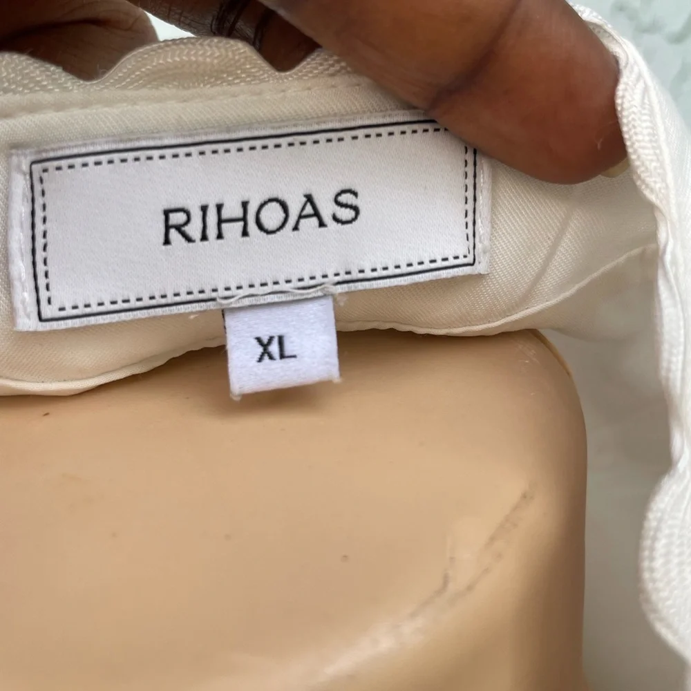 Rihoas white dress - Picture 6 of 8